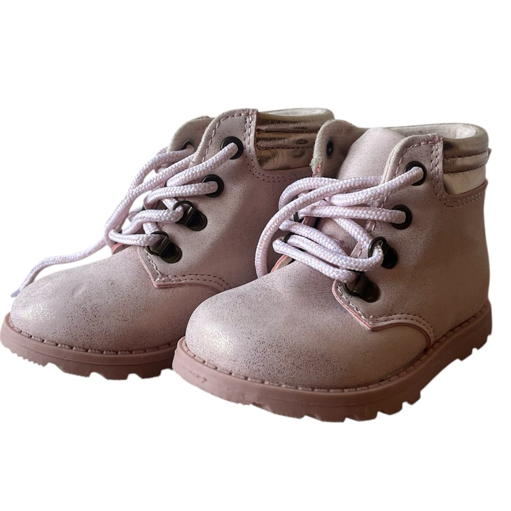 Carter’s Toddler Boots Size 6 • Pink Faux Leather Lace-Up Ankle Booties Girls